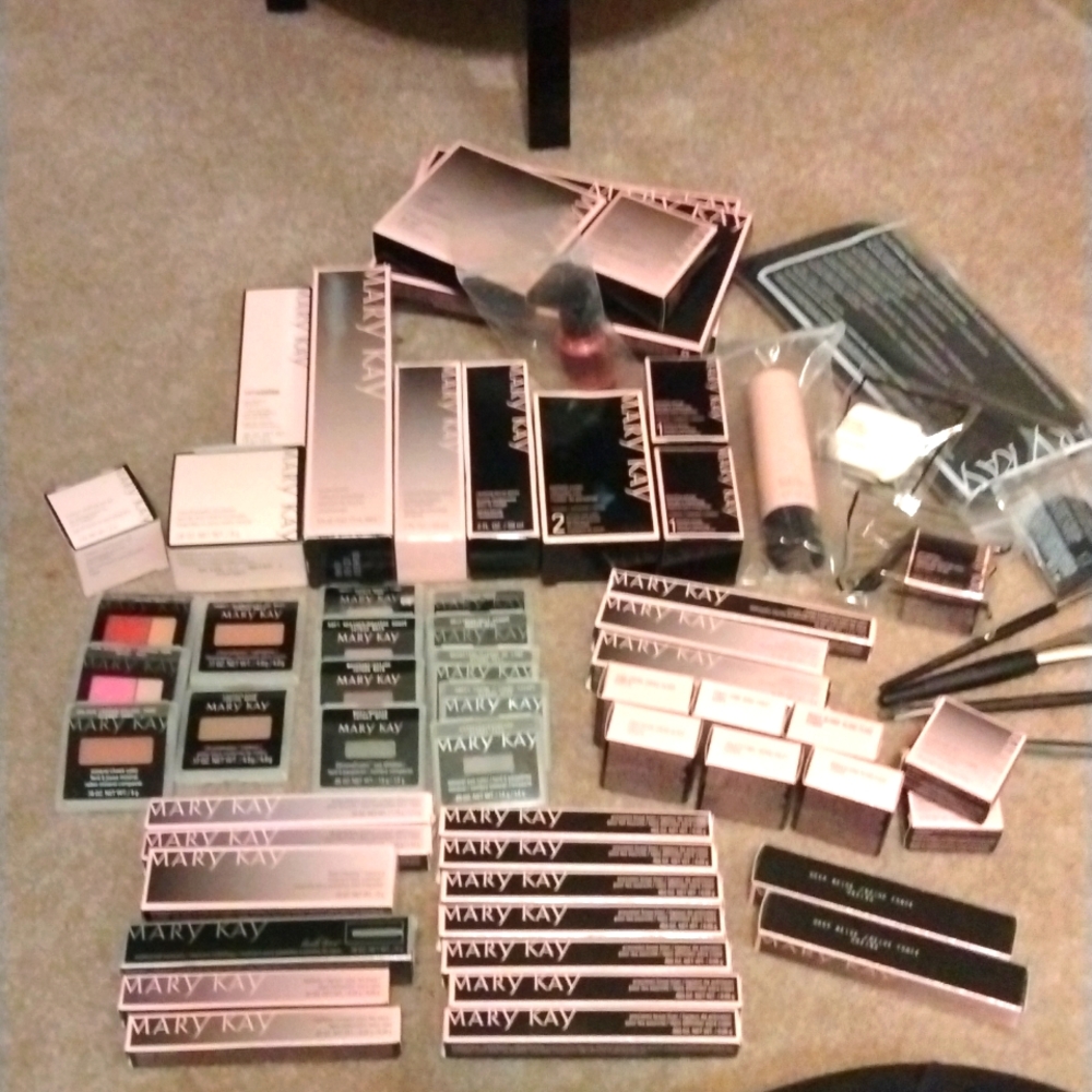 Mary Kay Makeup Bundle